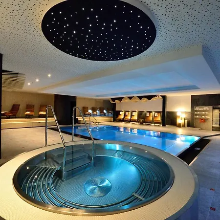 Montanie Hotel 4*